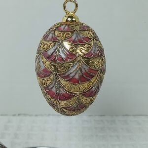 Beautiful Gold and Pink Enamel Cloisonne Egg Ornament Fan Design